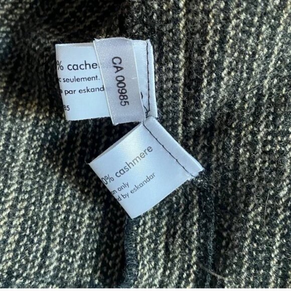 Eskandar Wool-Cashmere Oversized Jacket – Charcoal Stripe (Free Size) - Picture 6 of 15